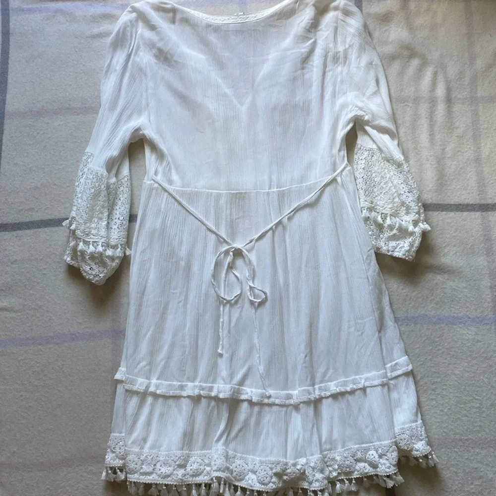 American Rag White Lace Detail, Billow Sleeves Boho Dress Size Medium - Picture 4 of 15